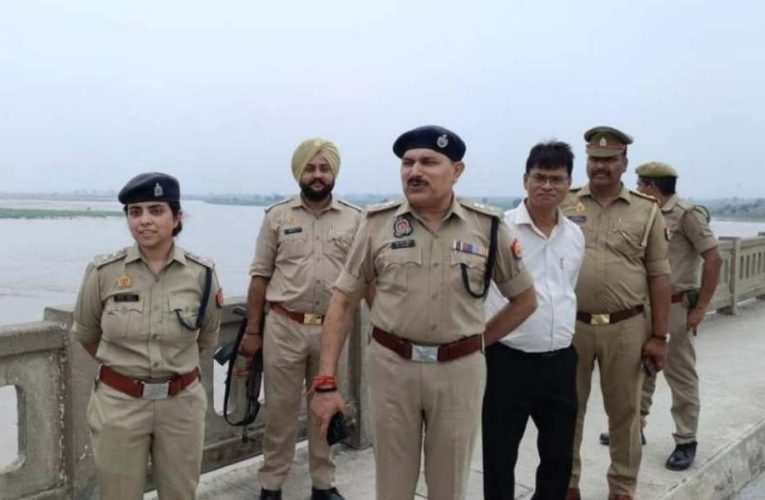 कावड़ यात्रा की सुरक्षा का निरीक्षण, पुलिस अधीक्षक ने की तैयारियों की समीक्षा