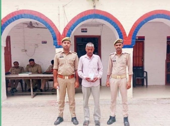 कावड़ियों के लिए चरस की सप्लाई करने वाले युवक को पुलिस ने दबोचा