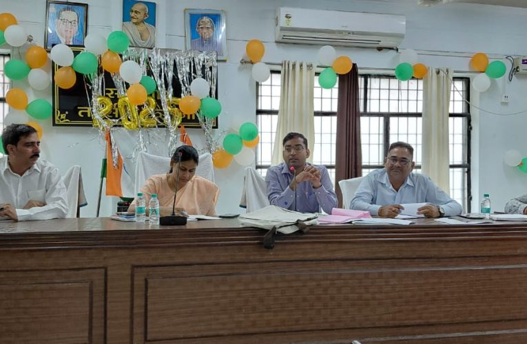 त्रिस्तरीय पंचायत चुनाव को लेकर प्रशासन अलर्ट, एसडीएम कैराना ने बीएलओ की बैठक कर दिए कड़े दिशा-निर्देश