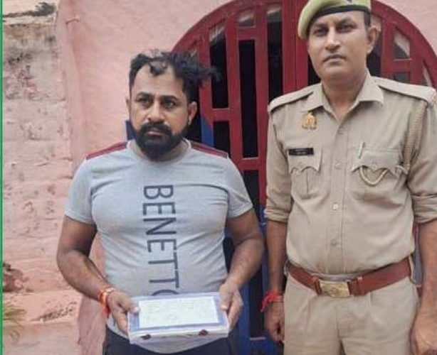 झिंझाना पुलिस की बड़ी कार्रवाई, अवैध तमंचा और कारतूस सहित युवक दबोचा