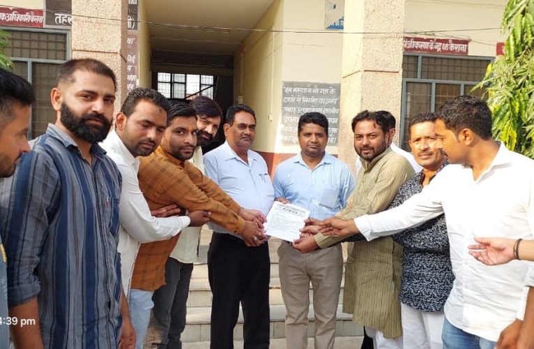 पत्रकारों के हितों लिए मुख्यमंत्री के नाम सौंपा, सात सूत्रीय ज्ञापन