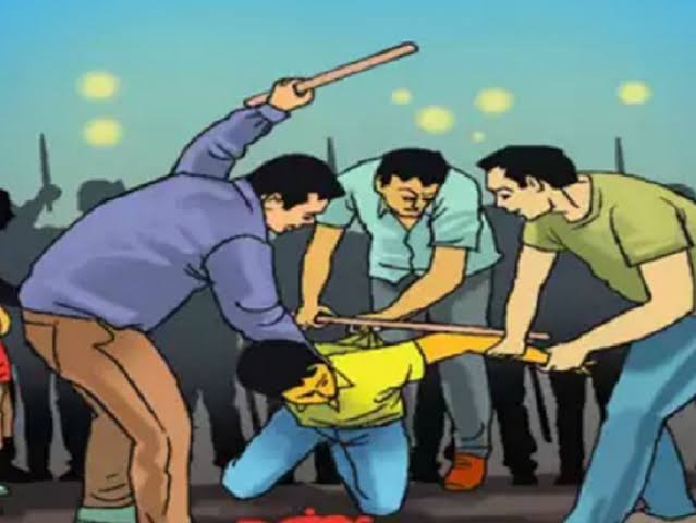 चाचा के साथ खेत पर गए युवक पर जानलेवा हमला, गम्भीर