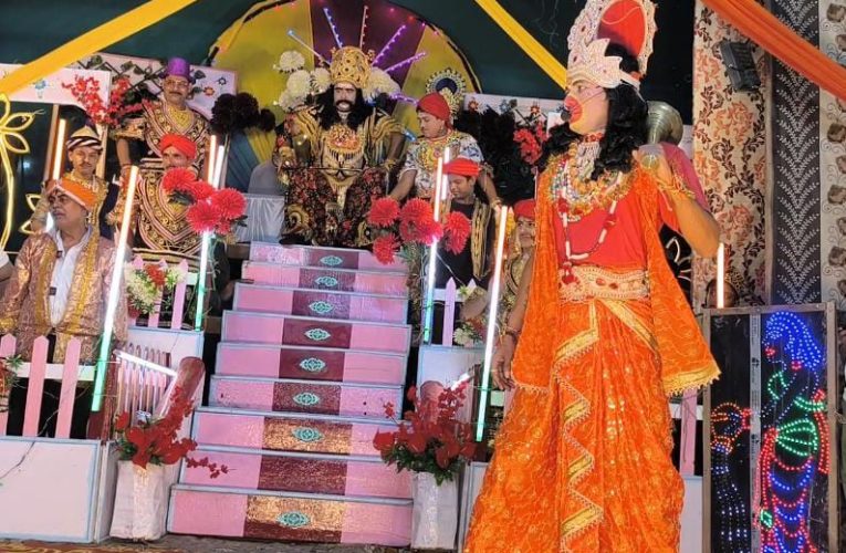 अंगद ने रावण के दरबार में किया युद्ध का ऐलान