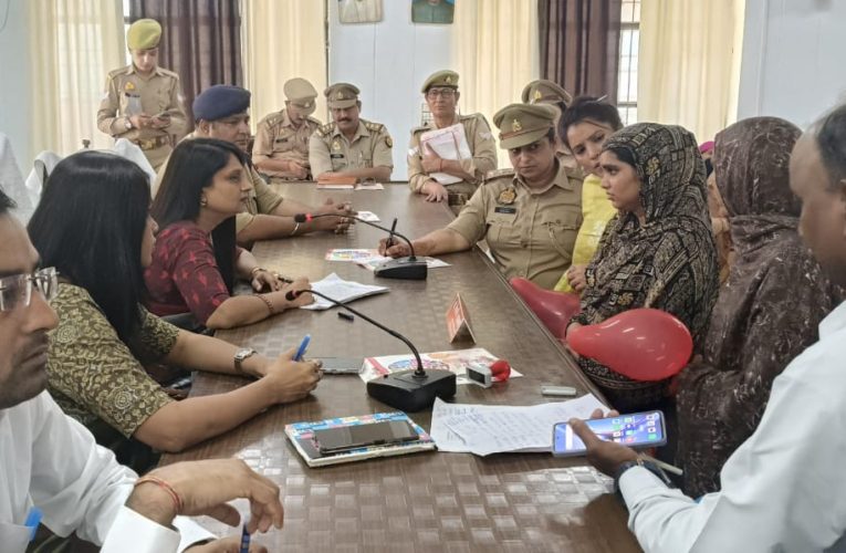 राज्य महिला आयोग की सदस्या ने सुनी महिलाओं की समस्या