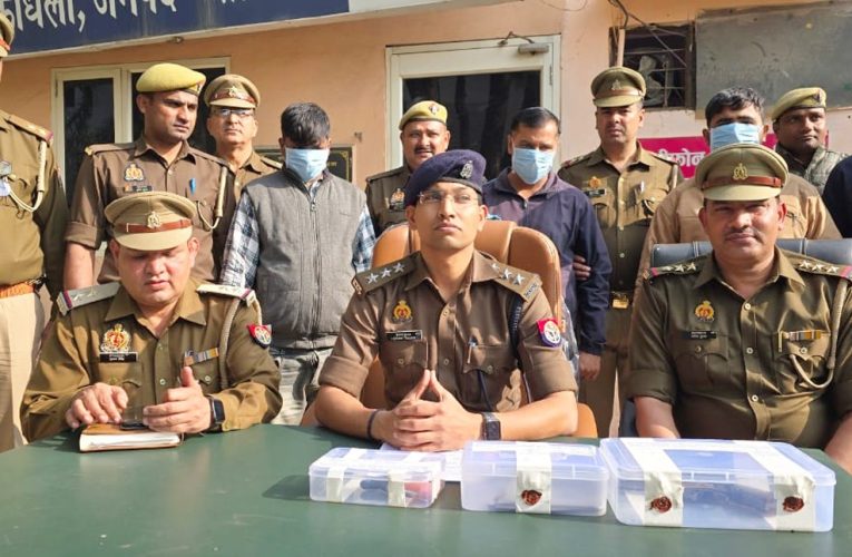 कांधला पुलिस ने किया वाहन चोर गिरोह का भंडाफोड