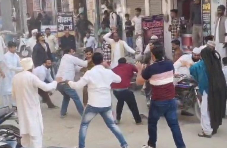 चौसाना में रंजिश के चलते दो पक्षों में मारपीट, सड़क पर बवाल—तीन लोग घायल