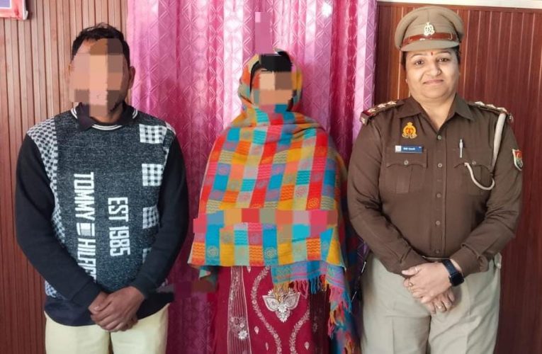 सुसाइड करने यमुना पर पहुंची महिला को पुलिस ने बचाया