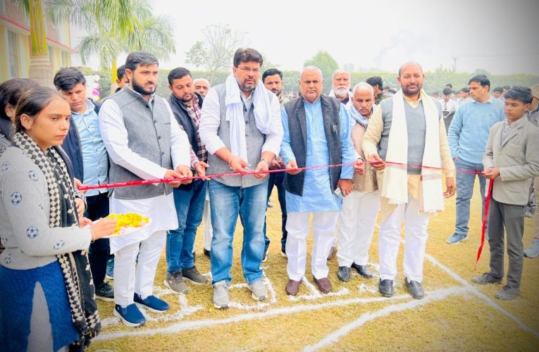 जेएन नेशनल एकेडमी मंे वार्षिक खेलकूद प्रतियोगिता का शुभारंभ विभिन्न खेलों में छात्र-छात्राओं ने उत्साह से किया प्रतिभाग, गौरव टिकैत ने किया उद्घाटन